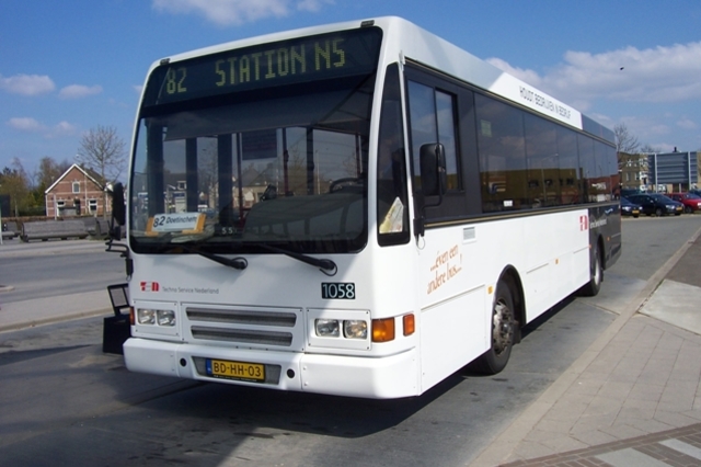 Foto van KEO Berkhof 2000NL 1058 Standaardbus door PEHBusfoto