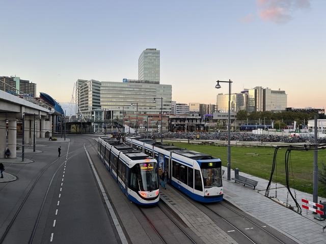 Foto van GVB Siemens Combino 2054 Tram door Stadsbus