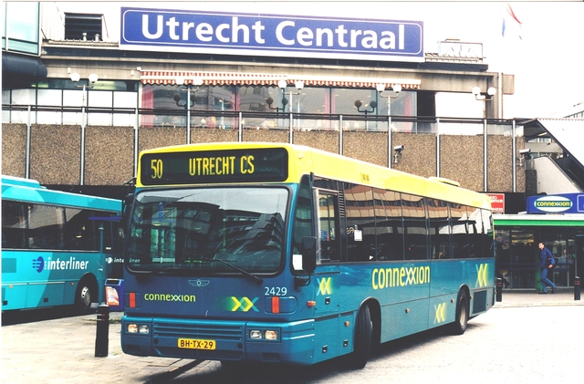 Foto van CXX Den Oudsten B95 2429 Standaardbus door wyke2207