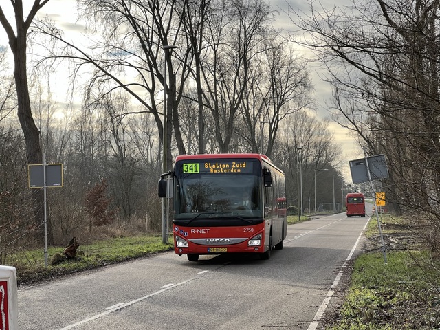 Foto van CXX Iveco Crossway LE (13mtr) 2750 Standaardbus door_gemaakt Stadsbus