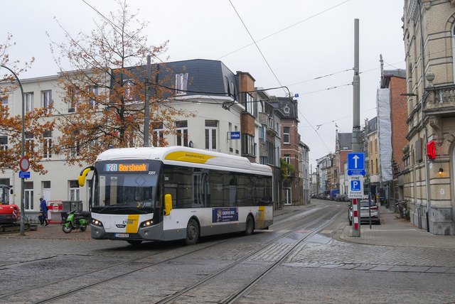 Foto van DeLijn VDL Citea SLE-120 Hybrid 2251 Standaardbus door_gemaakt RBfotografie