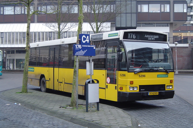 Foto van CXX Den Oudsten B88 5296 Standaardbus door wyke2207