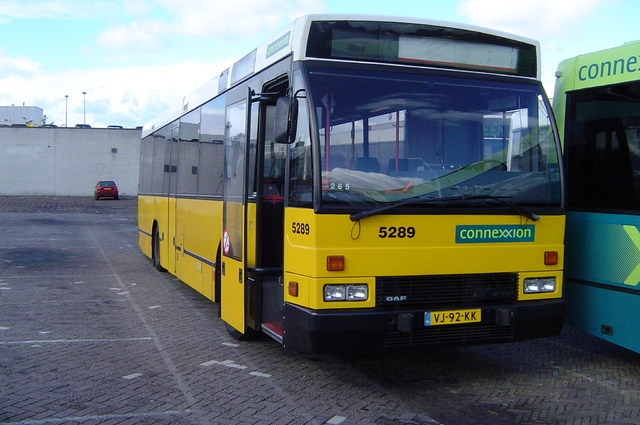 Foto van CXX Den Oudsten B88 5289 Standaardbus door wyke2207