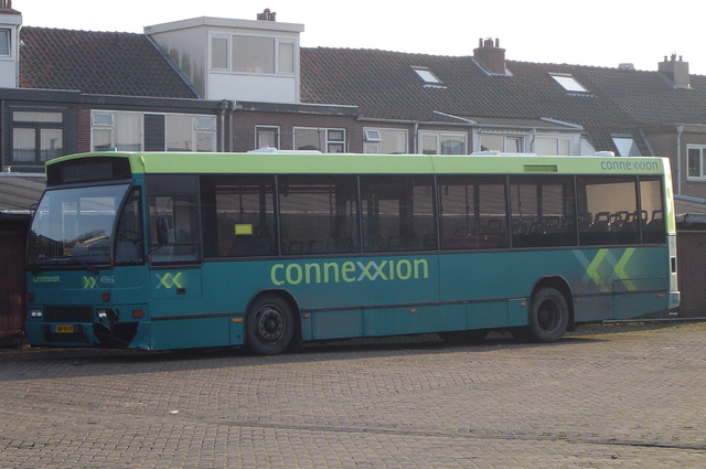 Foto van CXX Den Oudsten B88 4966 Standaardbus door wyke2207