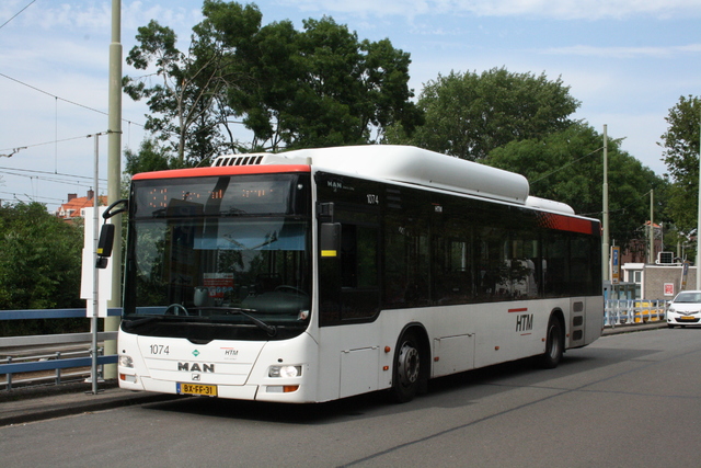 Foto van HTM MAN Lion's City CNG 1074 Standaardbus door Tramspoor