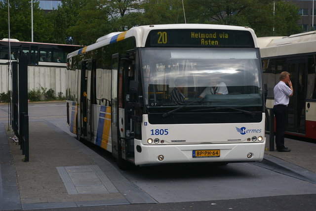 Foto van HER VDL Ambassador ALE-120 1805 Standaardbus door wyke2207
