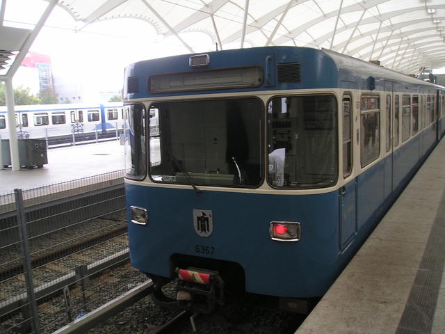 Foto van MVG MVG Baureihe A 6367 Metro door_gemaakt Perzik