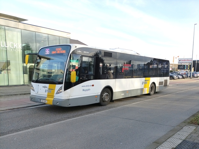 Foto van DeLijn Van Hool A360 5454 Standaardbus door LLBRK