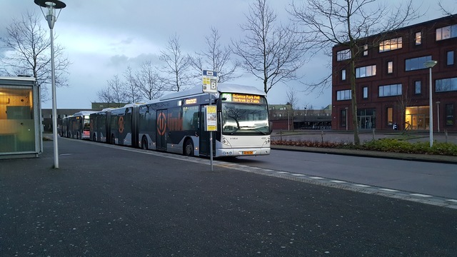 Foto van QBZ Van Hool AGG300 4202 Dubbelgelede bus door OVfotoNL