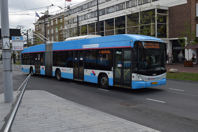 Foto van HER Hess Swisstrolley 5242 Gelede bus door Thijs053NL