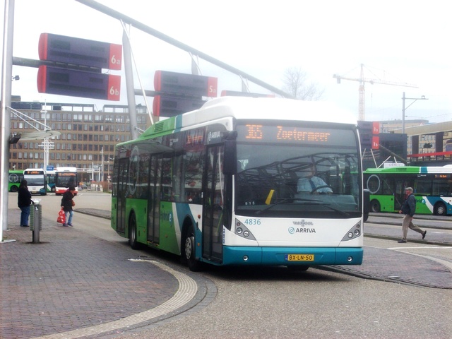 Foto van ARR Van Hool A300 Hybrid 4836 Standaardbus door wyke2207