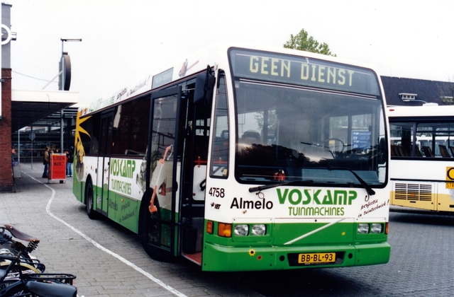 Foto van TET Berkhof 2000NL 4758 Standaardbus door wyke2207