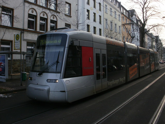 Foto van Rheinbahn NF8U 3304 Tram door_gemaakt Perzik