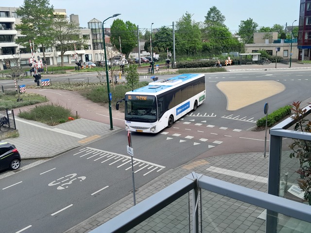 Foto van HER Iveco Crossway LE (12mtr) 5517 Standaardbus door Busfantilburg15