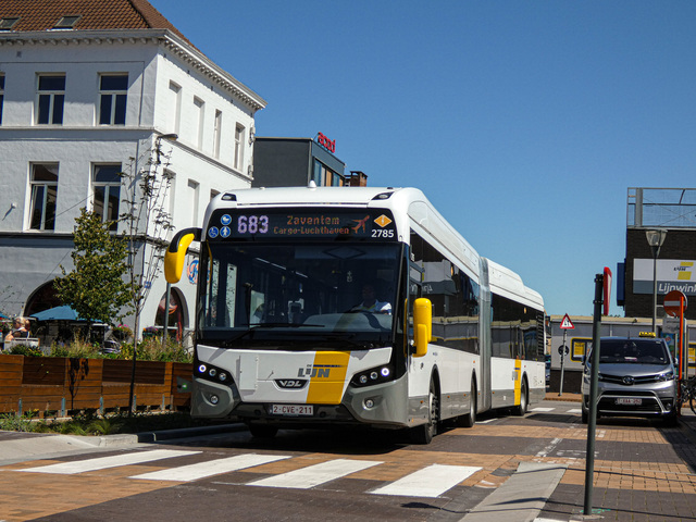 Foto van DeLijn VDL Citea SLFA-180 Hybrid 2785 Gelede bus door Delijn821
