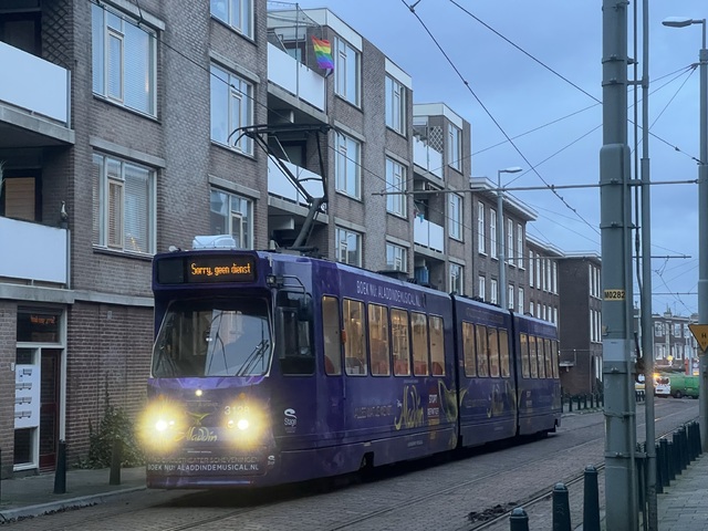 Foto van HTM GTL8 3128 Tram door Stadsbus