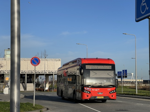 Foto van RET VDL Citea SLE-120 Hybrid 1297 Standaardbus door Stadsbus