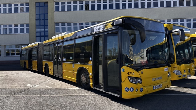 Foto van BVG Scania Citywide LFA 4739 Gelede bus door Joeyedelijn