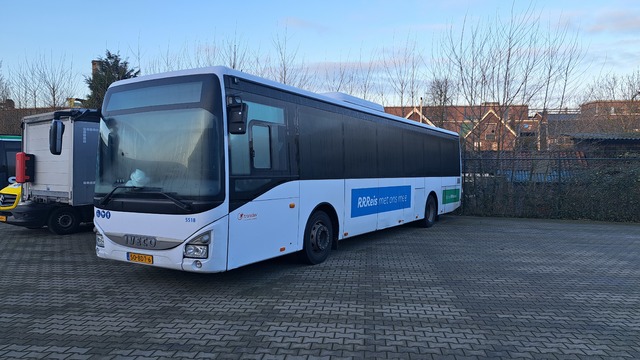 Foto van HER Iveco Crossway LE (12mtr) 5518 Standaardbus door_gemaakt treinspotter-Dordrecht-zuid