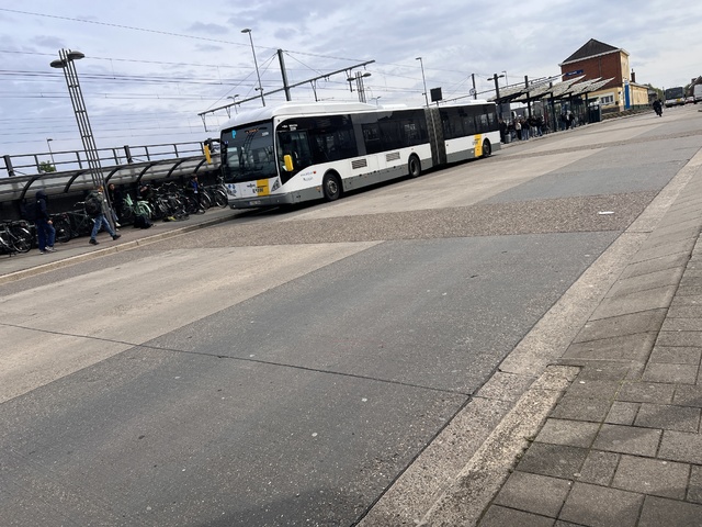 Foto van DeLijn Van Hool AG300 2209 Gelede bus door BMD07