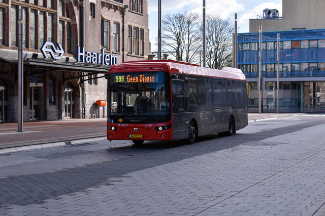 Foto van CXX Ebusco 2.2 (12mtr) 2039 Standaardbus door NLRail
