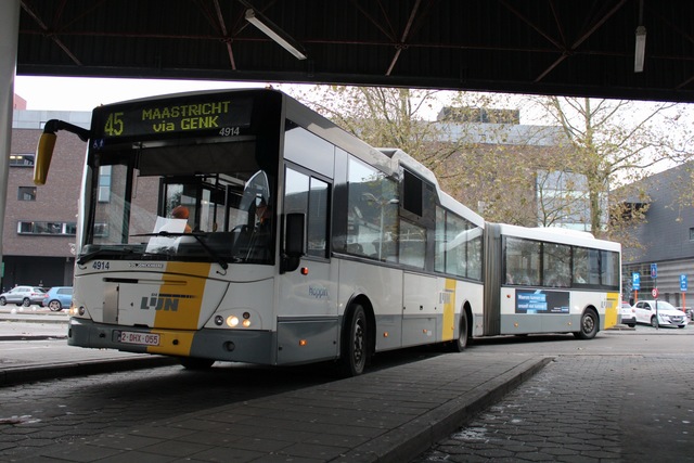 Foto van DeLijn Jonckheere Transit 2000 G 4914 Gelede bus door Ovspotter.017