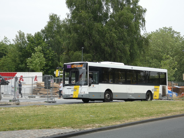 Foto van DeLijn Jonckheere Transit 2000 5121 Standaardbus door Delijn821