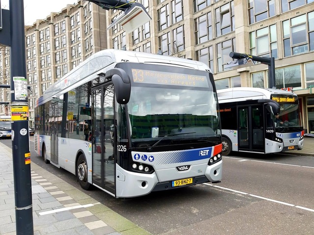 Foto van RET VDL Citea SLE-120 Hybrid 1226 Standaardbus door WimRET2023