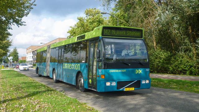 Foto van CXX Berkhof Duvedec G 7807 Gelede bus door_gemaakt OVdoorNederland