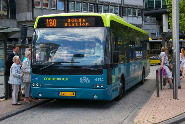 Foto van CXX VDL Ambassador ALE-120 4134 Standaardbus door wyke2207