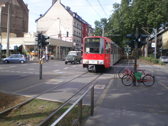 Foto van KVB Stadtbahnwagen B 2102 Tram door Perzik