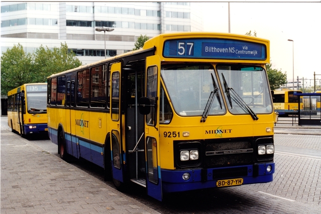 Foto van MN DAF MB200 9251 Standaardbus door wyke2207
