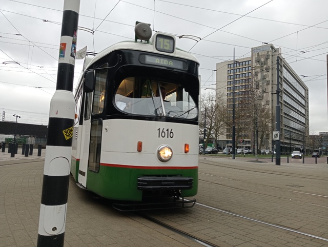 Foto van RoMeO Rotterdamse Düwag GT8 1616 Tram door ICNG3222