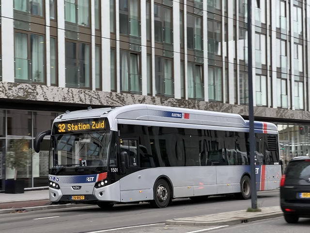 Foto van RET VDL Citea SLF-120 Electric 1501 Standaardbus door Stadsbus