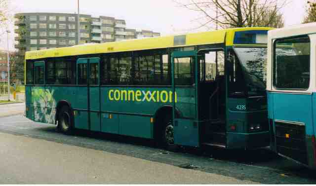 Foto van CXX Den Oudsten B88 4235 Standaardbus door Jelmer