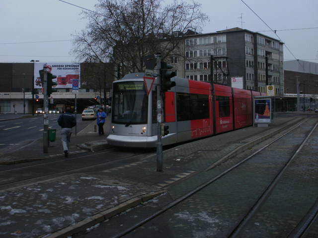 Foto van Rheinbahn NF8 2211 Tram door_gemaakt Perzik