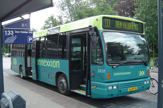 Foto van CXX Den Oudsten B95 2820 Standaardbus door wyke2207