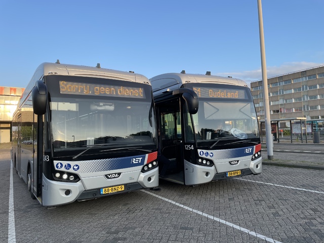 Foto van RET VDL Citea SLE-120 Hybrid 1254 Standaardbus door MetrospotterRotterdam