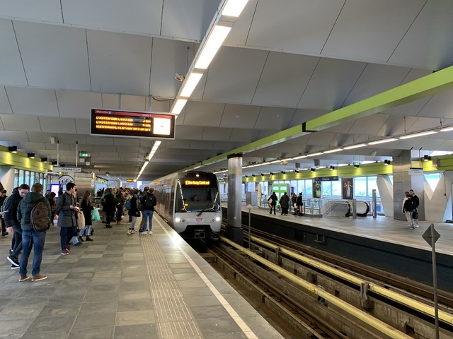 Foto van RET SG3 5603 Metro door Stadsbus