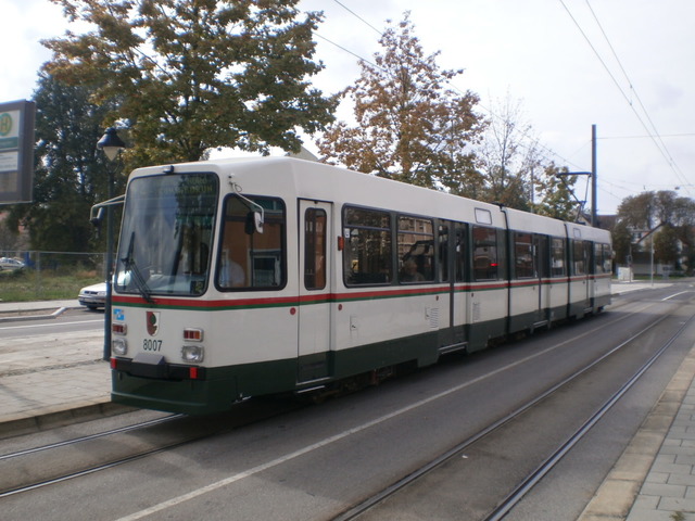 Foto van SWA Stadtbahnwagen M/N 8 8007 Tram door Perzik