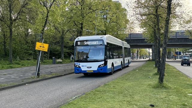 Foto van GVB VDL Citea SLFA-180 Electric 2251 Gelede bus door_gemaakt SteefAchterberg