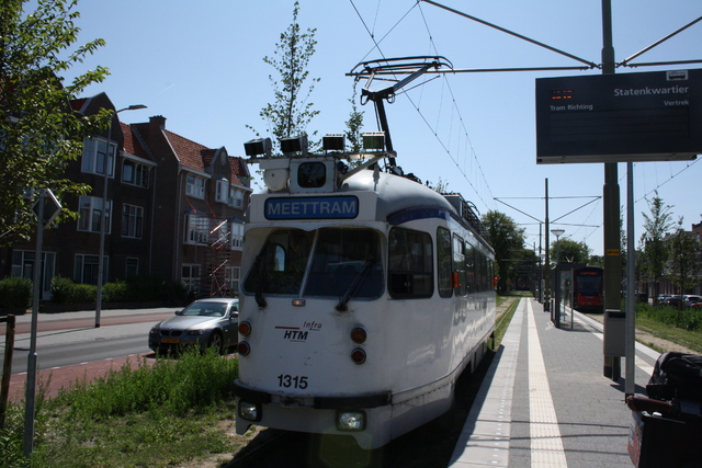 Foto van HTM Haagse PCC 1315 Tram door_gemaakt Tramspoor