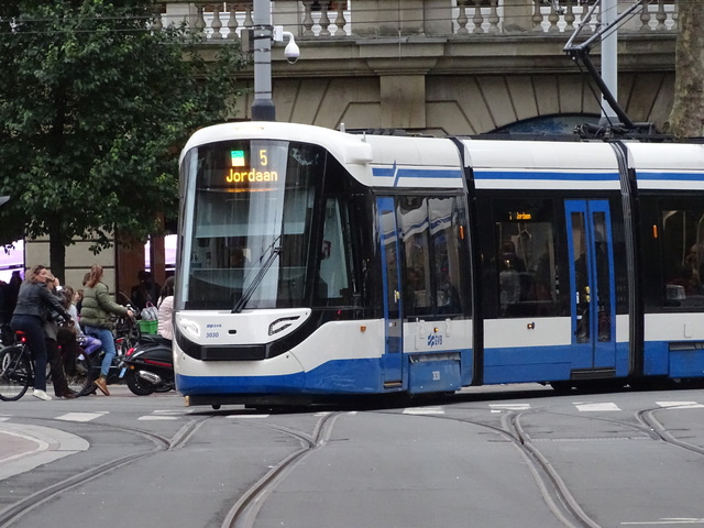Foto van GVB 15G-tram (Urbos) 3030 Tram door HeelHollandSpot