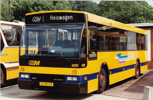 Foto van GSM Den Oudsten B88 4135 Standaardbus door wyke2207