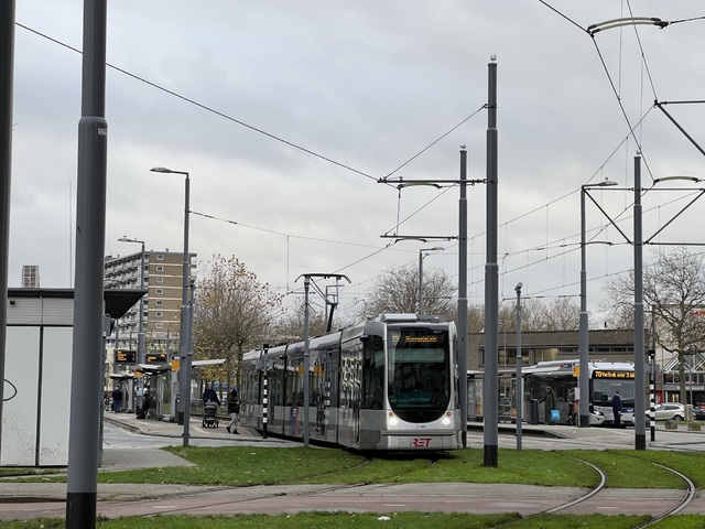 Foto van RET Rotterdamse Citadis 2146 Tram door Stadsbus