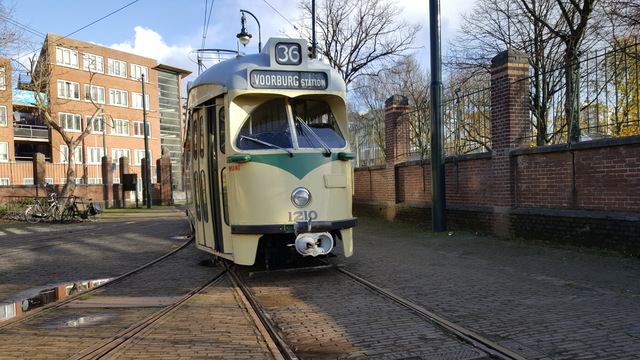 Foto van HOVM Haagse PCC 1210 Tram door OVfotoNL