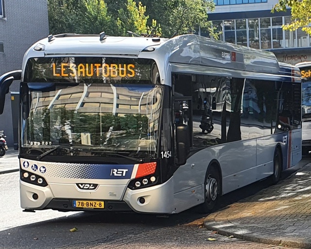 Foto van RET VDL Citea SLF-120 Electric 1454 Standaardbus door Busseninportland