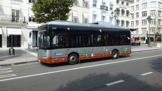 Foto van MIVB Solaris Urbino 8.9 LE 1003 Midibus door Perzik