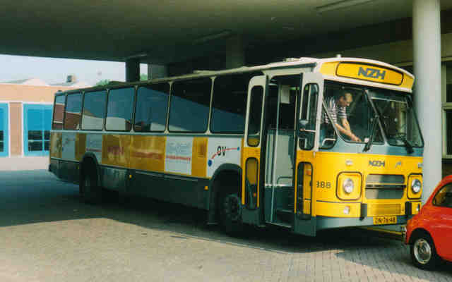 Foto van BEVER DAF MB200 688811 Standaardbus door Jelmer