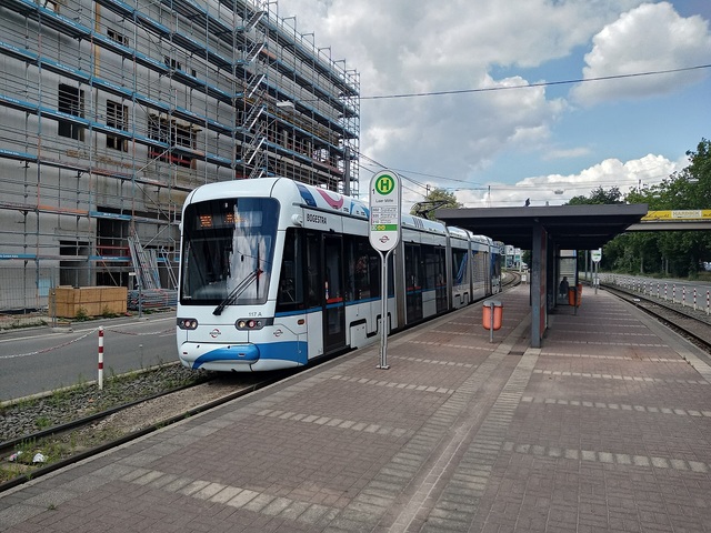 Foto van Bogestra Variobahn 117 Tram door_gemaakt Perzik